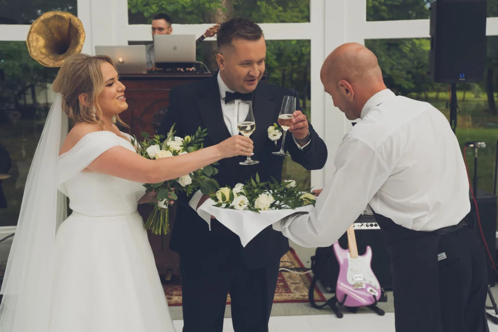 Kiedy dostaniesz film z wesela? Oczekiwania vs. rzeczywistość